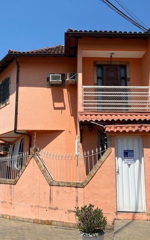 Casa de condomínio à venda com 70m², 3 quartos e 1 vaga Casa de condomínio à venda com 70m², 3 quartos e 1 vagaFachada