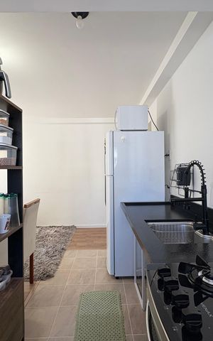 Apartamento à venda com 48m², 2 quartos e 1 vaga Apartamento à venda com 48m², 2 quartos e 1 vagaCozinha