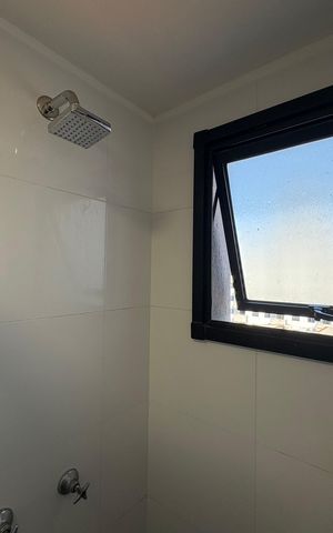 Apartamento à venda com 48m², 2 quartos e 1 vaga Apartamento à venda com 48m², 2 quartos e 1 vagaBanheiro