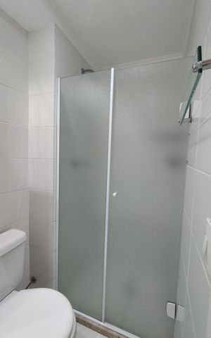 Apartamento para alugar com 54m², 2 quartos e 1 vaga Apartamento para alugar com 54m², 2 quartos e 1 vagaBanheiro