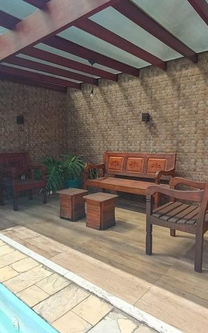 Casa para alugar com 450m², 3 quartos e 2 vagas Casa para alugar com 450m², 3 quartos e 2 vagasÁrea externa