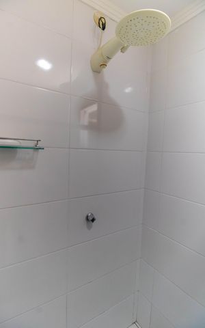 Casa para alugar com 450m², 3 quartos e 2 vagas Casa para alugar com 450m², 3 quartos e 2 vagasBanheiro da Suíte 2