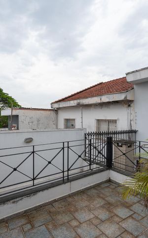 Casa para alugar com 200m², 3 quartos e 3 vagas Casa para alugar com 200m², 3 quartos e 3 vagasSacada
