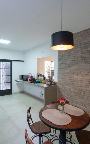 Casa para alugar com 200m², 3 quartos e 3 vagas Casa para alugar com 200m², 3 quartos e 3 vagasCozinha