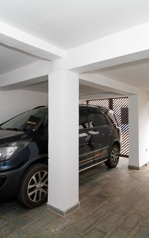 Casa à venda com 160m², 3 quartos e 2 vagas Casa à venda com 160m², 3 quartos e 2 vagasGaragem (2 Vagas)