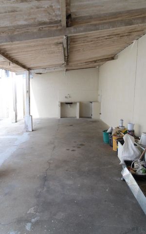 Casa para alugar com 140m², 2 quartos e 6 vagasÁrea de Serviço
