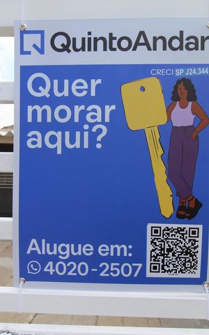 Casa para alugar com 140m², 2 quartos e 6 vagasPlaquinha Q.A.