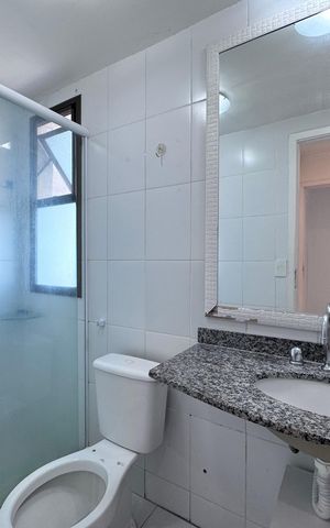 Apartamento à venda com 240m², 3 quartos e 2 vagas Apartamento à venda com 240m², 3 quartos e 2 vagasBanheiro da Suíte