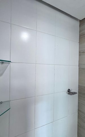Apartamento à venda com 240m², 3 quartos e 2 vagas Apartamento à venda com 240m², 3 quartos e 2 vagasBanheiro da Suíte 2