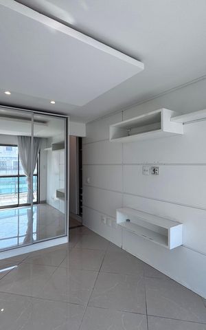 Apartamento à venda com 240m², 3 quartos e 2 vagas Apartamento à venda com 240m², 3 quartos e 2 vagasSuíte 1
