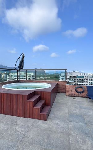 Apartamento à venda com 240m², 3 quartos e 2 vagas Apartamento à venda com 240m², 3 quartos e 2 vagasTerraço
