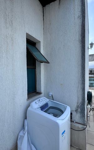 Apartamento à venda com 240m², 3 quartos e 2 vagas Apartamento à venda com 240m², 3 quartos e 2 vagasÁrea de Serviço