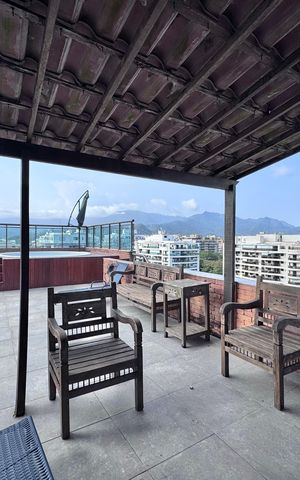 Apartamento à venda com 240m², 3 quartos e 2 vagas Apartamento à venda com 240m², 3 quartos e 2 vagasTerraço