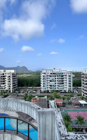 Apartamento à venda com 240m², 3 quartos e 2 vagas Apartamento à venda com 240m², 3 quartos e 2 vagasTerraço - Vista