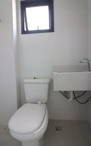 Casa de condomínio à venda com 106m², 3 quartos e 1 vagaSuíte Banheiro