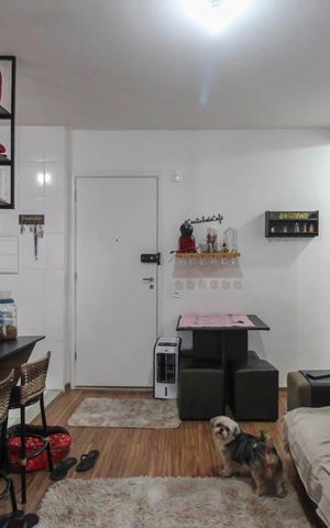 Apartamento à venda com 50m², 2 quartos e 1 vaga Apartamento à venda com 50m², 2 quartos e 1 vagaSala