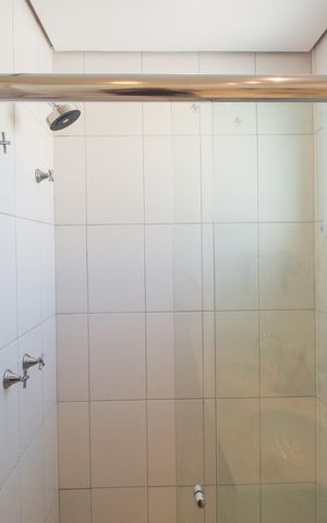 Apartamento à venda com 250m², 4 quartos e 4 vagasBanheiro da Suíte 1