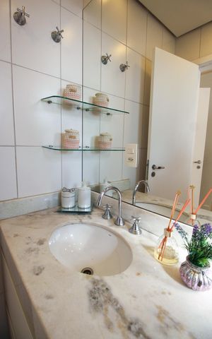 Apartamento à venda com 250m², 4 quartos e 4 vagasBanheiro da Suíte 4