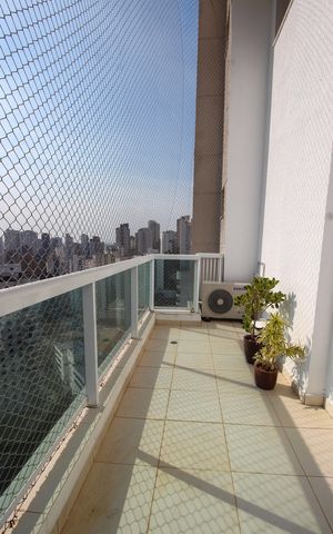 Apartamento à venda com 250m², 4 quartos e 4 vagasVaranda da Sala