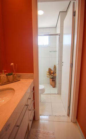 Apartamento à venda com 250m², 4 quartos e 4 vagasLavabo 1