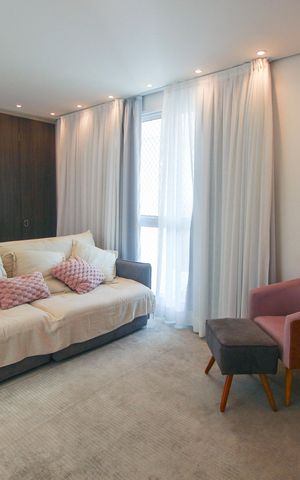 Apartamento à venda com 250m², 4 quartos e 4 vagasSala de TV