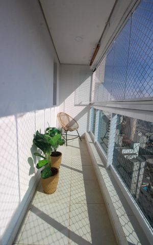 Apartamento à venda com 250m², 4 quartos e 4 vagasVaranda da Suíte 1