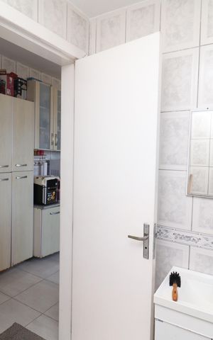 Casa para alugar com 90m², 3 quartos e sem vagaBanheiro Social