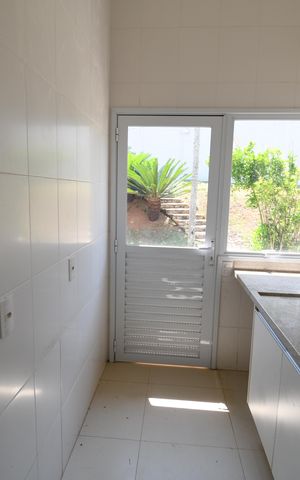 Casa de condomínio à venda com 156m², 2 quartos e 4 vagasÁrea de Serviço