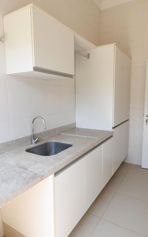 Casa de condomínio à venda com 156m², 2 quartos e 4 vagasÁrea de Serviço