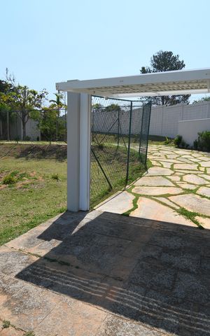 Casa de condomínio à venda com 156m², 2 quartos e 4 vagasFachada