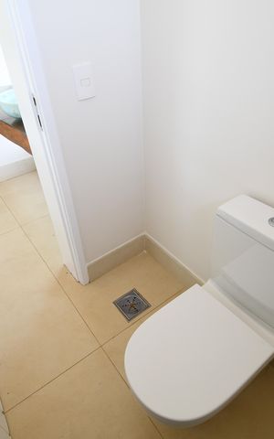 Casa de condomínio à venda com 156m², 2 quartos e 4 vagasLavabo