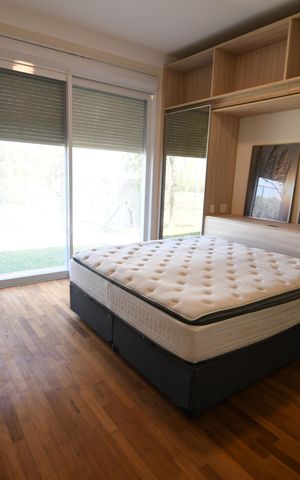 Casa de condomínio à venda com 156m², 2 quartos e 4 vagasSuíte 1