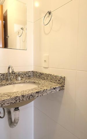 Apartamento à venda com 60m², 2 quartos e 1 vaga Apartamento à venda com 60m², 2 quartos e 1 vagaBanheiro Social
