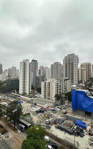 Apartamento à venda com 45m², 1 quarto e sem vaga Apartamento à venda com 45m², 1 quarto e sem vagaVaranda