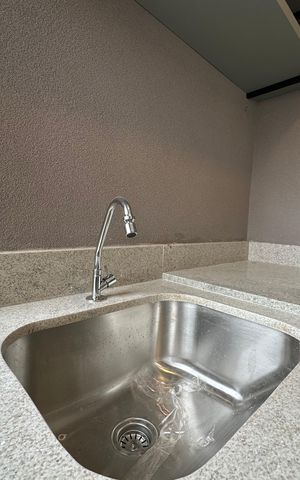 Apartamento à venda com 45m², 1 quarto e sem vaga Apartamento à venda com 45m², 1 quarto e sem vagaVaranda