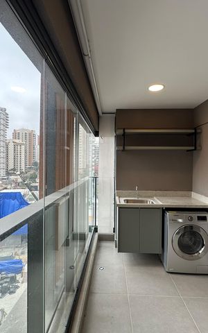 Apartamento à venda com 45m², 1 quarto e sem vaga Apartamento à venda com 45m², 1 quarto e sem vagaVaranda