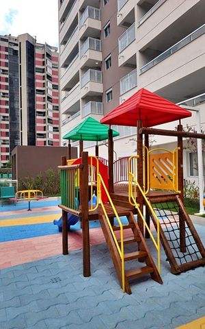Apartamento à venda com 185m², 4 quartos e 3 vagasÁrea comum - Playground