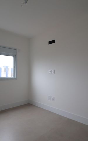 Apartamento à venda com 185m², 4 quartos e 3 vagasSuíte 2