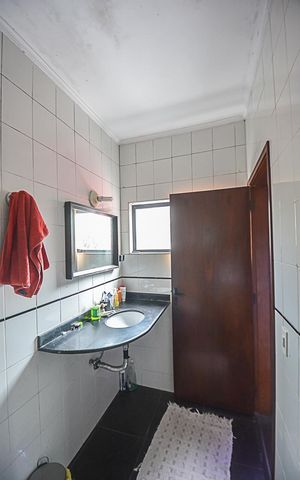 Casa à venda com 150m², 3 quartos e 2 vagas Casa à venda com 150m², 3 quartos e 2 vagasBanheiro da Suíte
