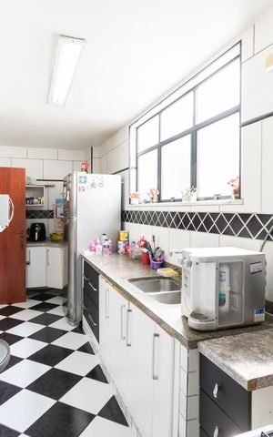 Apartamento à venda com 126m², 3 quartos e 3 vagasCozinha e Área de Serviço