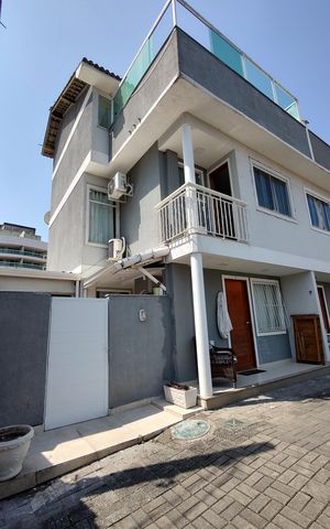 Casa de condomínio à venda com 132m², 3 quartos e 1 vagaFachada