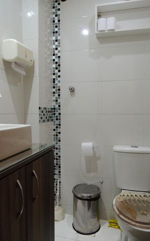 Casa de condomínio à venda com 132m², 3 quartos e 1 vagaLavabo
