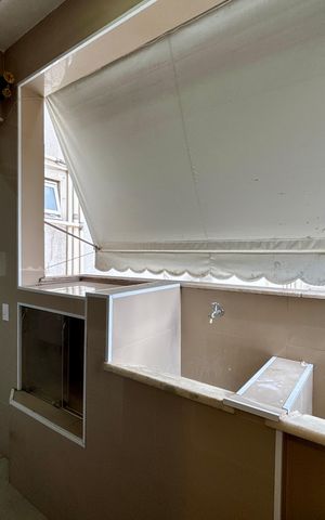 Apartamento à venda com 178m², 3 quartos e 1 vaga Apartamento à venda com 178m², 3 quartos e 1 vagaÁrea de serviço