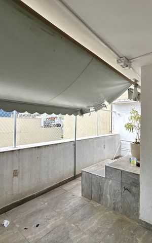 Apartamento à venda com 178m², 3 quartos e 1 vaga Apartamento à venda com 178m², 3 quartos e 1 vagaCobertura