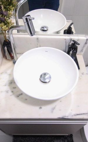 Apartamento à venda com 59m², 2 quartos e 1 vaga Apartamento à venda com 59m², 2 quartos e 1 vagaBanheiro da Suíte