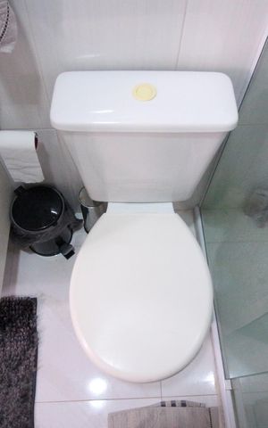 Apartamento à venda com 59m², 2 quartos e 1 vaga Apartamento à venda com 59m², 2 quartos e 1 vagaBanheiro da Suíte