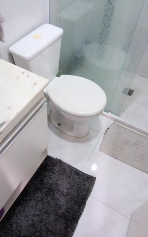 Apartamento à venda com 59m², 2 quartos e 1 vaga Apartamento à venda com 59m², 2 quartos e 1 vagaBanheiro da Suíte