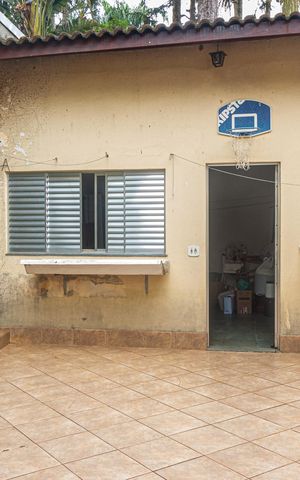 Casa à venda com 690m², 6 quartos e sem vaga Casa à venda com 690m², 6 quartos e sem vagaÁrea de Serviço