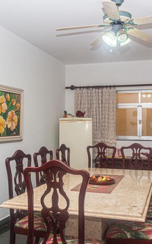 Casa à venda com 690m², 6 quartos e sem vaga Casa à venda com 690m², 6 quartos e sem vagaSala de Jantar 2