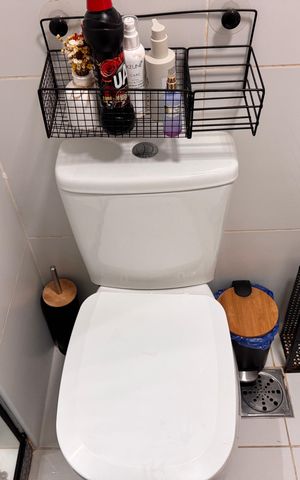 Apartamento à venda com 74m², 2 quartos e 1 vaga Apartamento à venda com 74m², 2 quartos e 1 vagaBanheiro Social